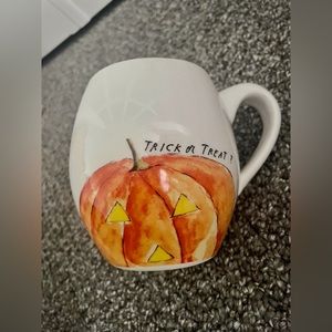 Rae Dunn TRICK OR TREAT Mug
